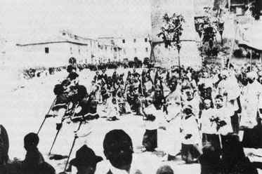 fotoleprocessioni002.JPG (72601 byte)