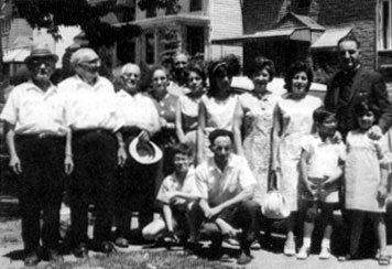 fotopag28.jpg (25591 byte)